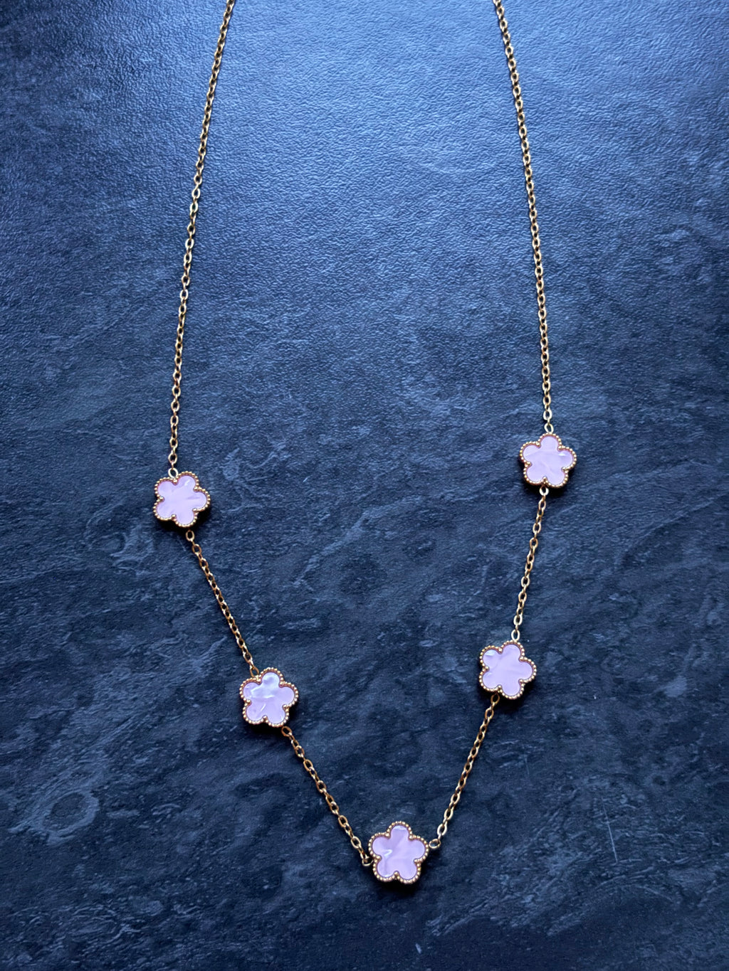 Collier Fleurs Élégance – Acier Inoxydable