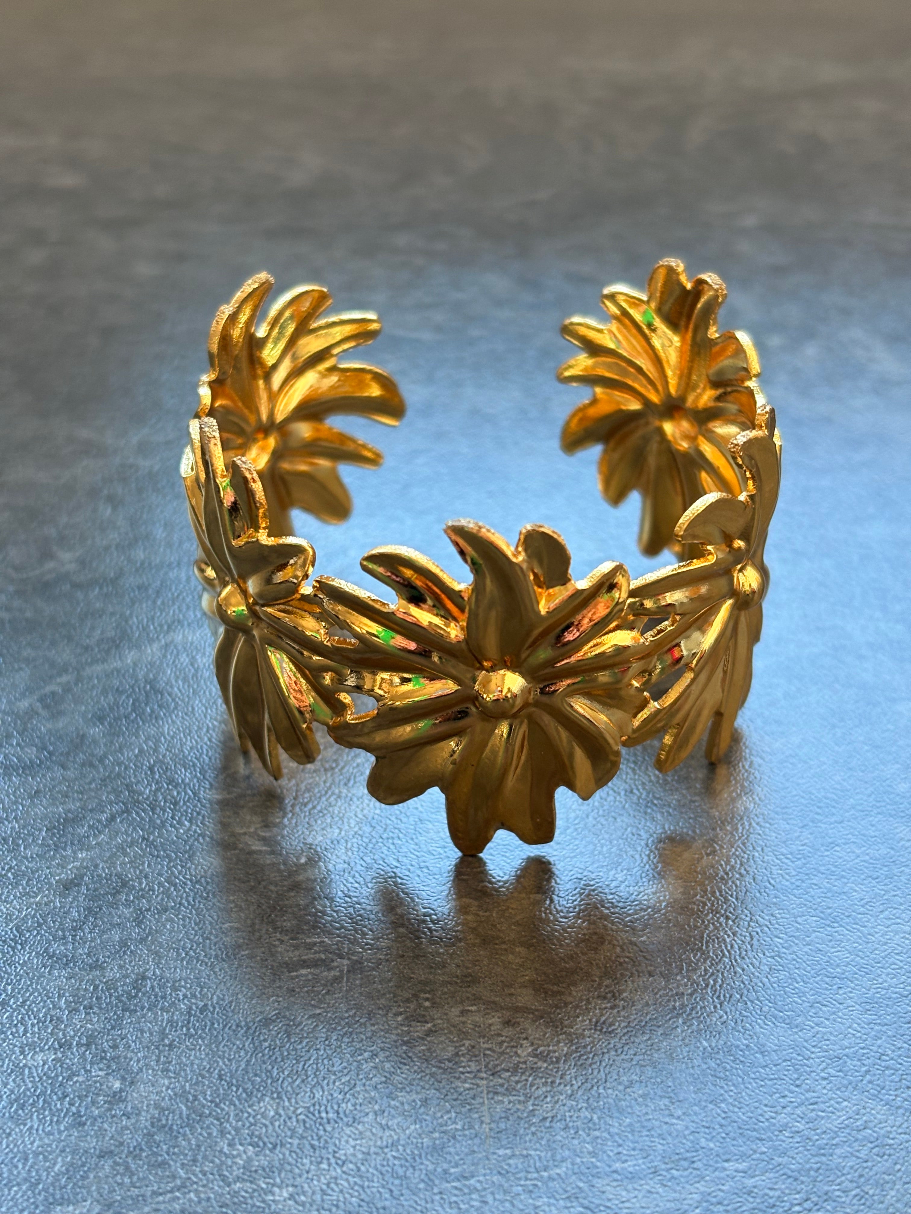 Bracelet Jonc Fleur Doré – Acier Inoxydable