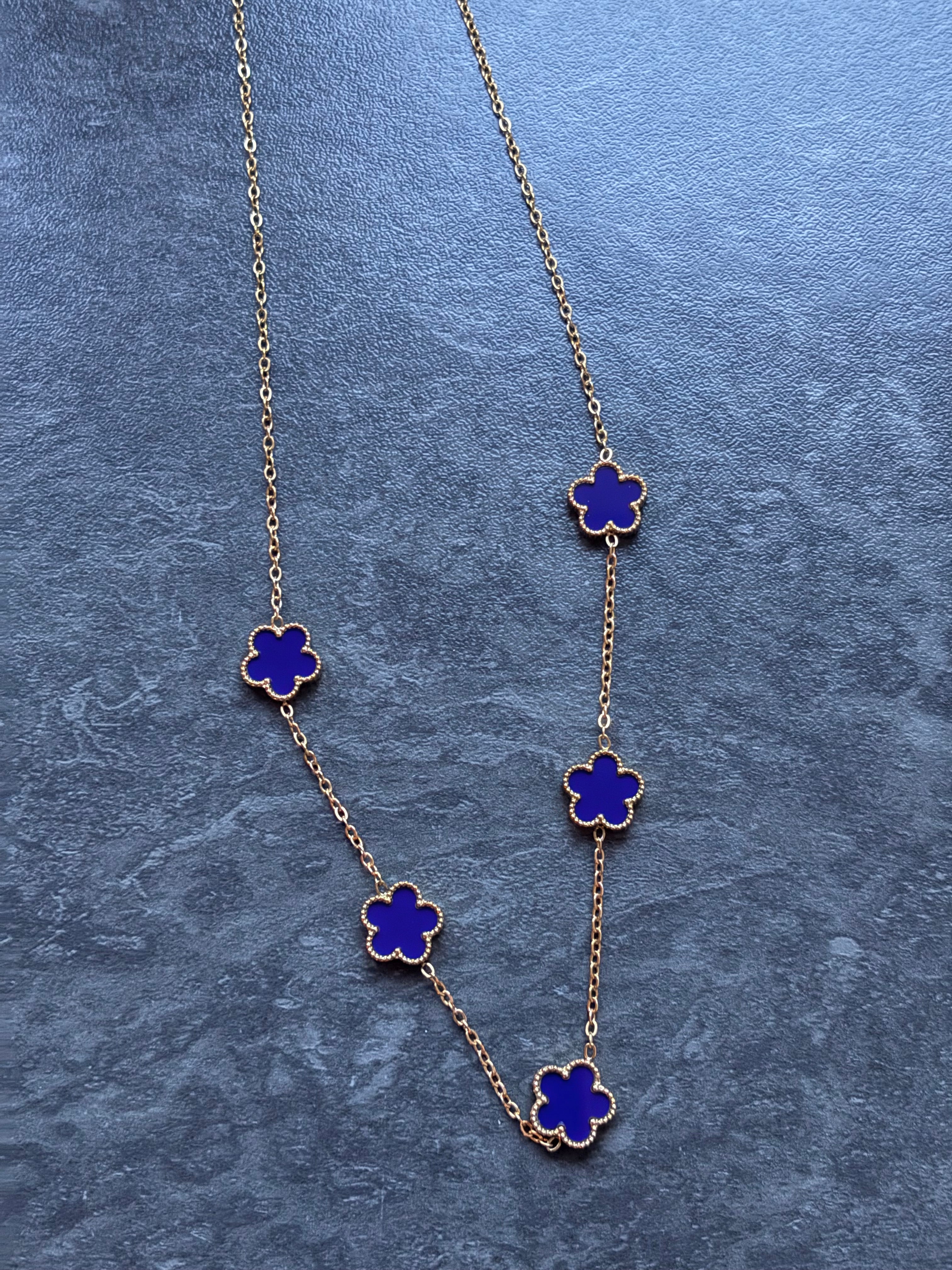 Collier Fleurs Élégance – Acier Inoxydable
