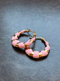 Petites Créoles Rose et Doré – Chic et Élégantes