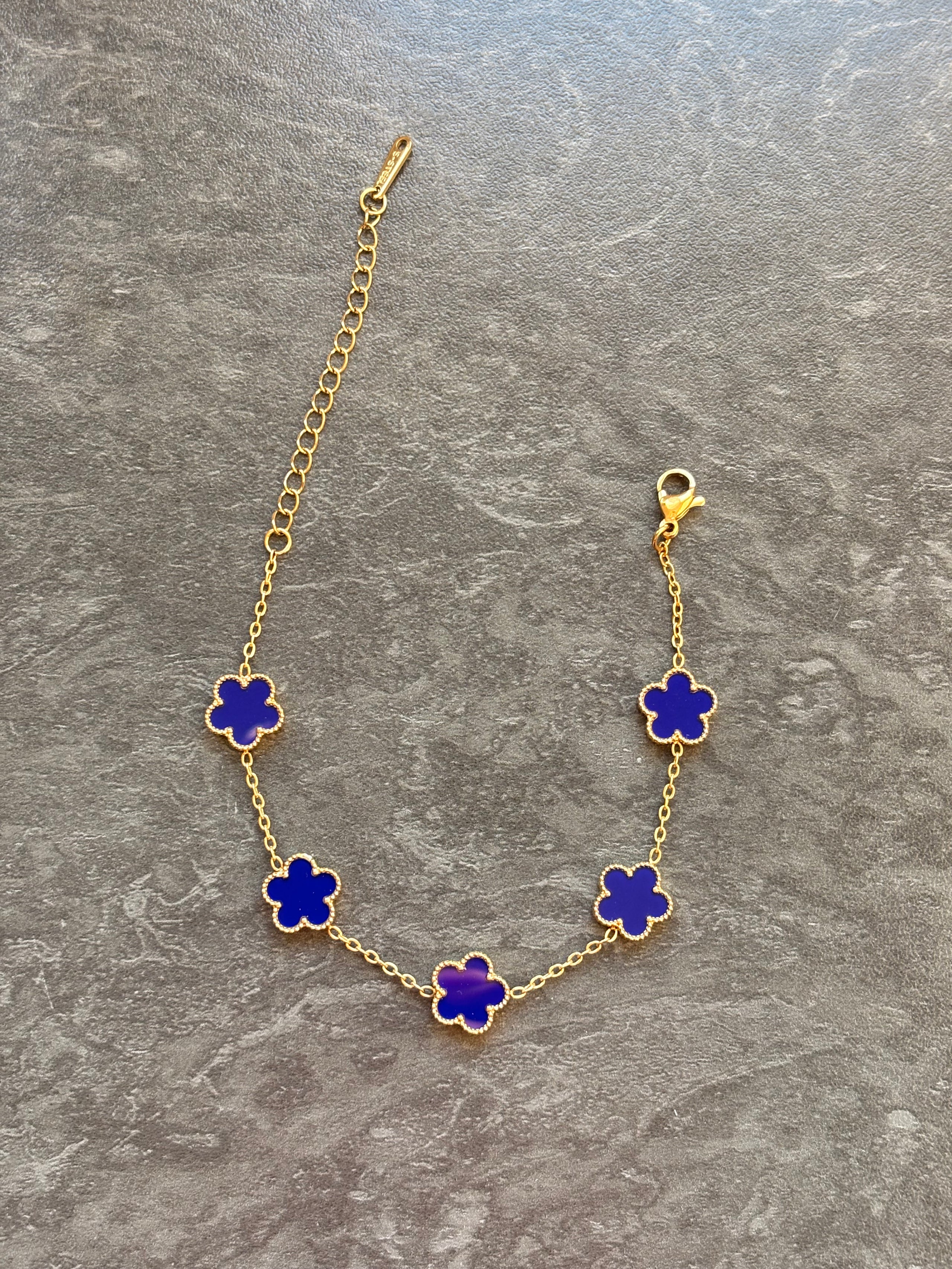 Bracelet Fleurs Délicates – Acier Inoxydable