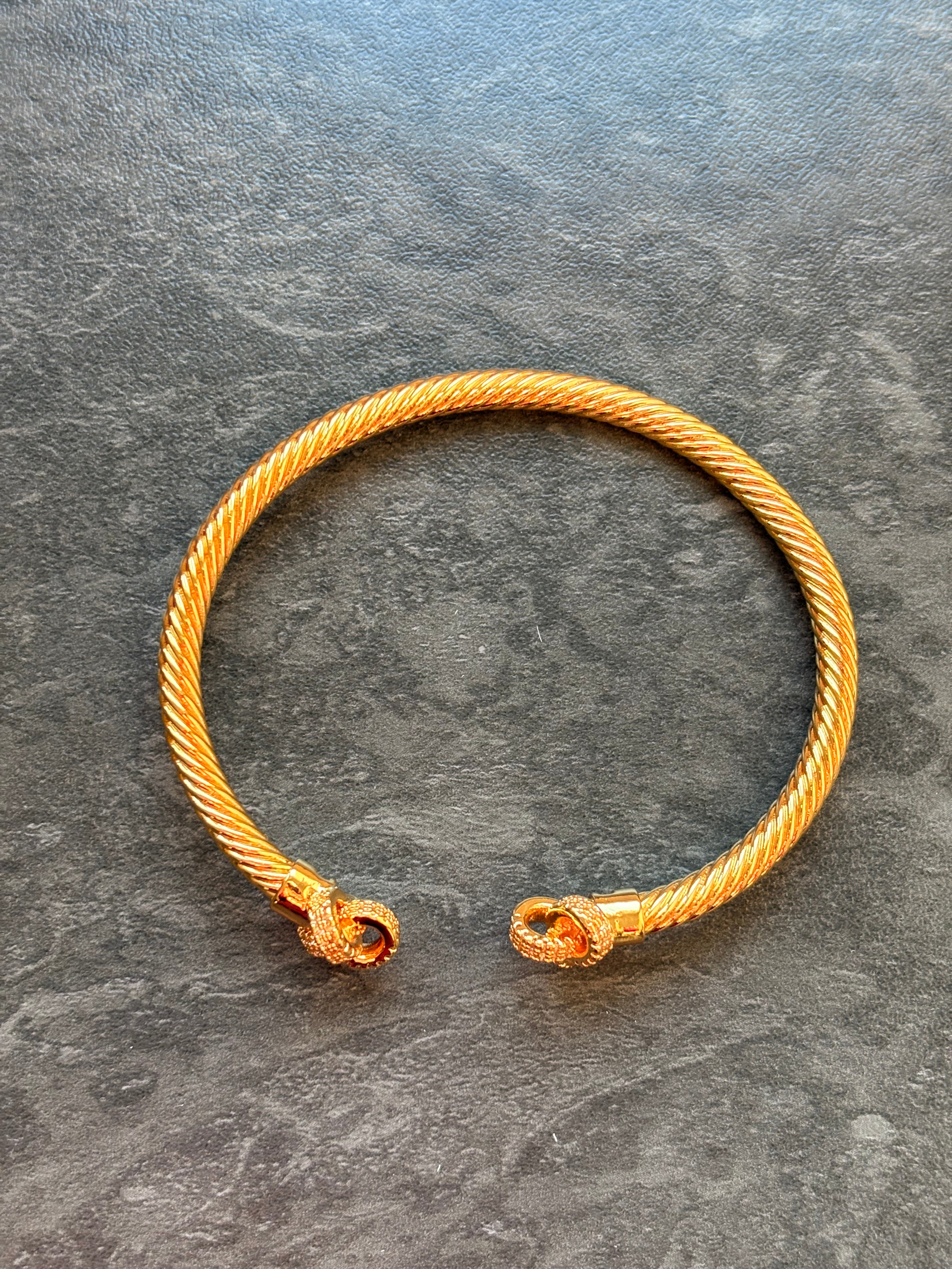 Bracelet Jonc Doré Torsadé – Acier Inoxydable