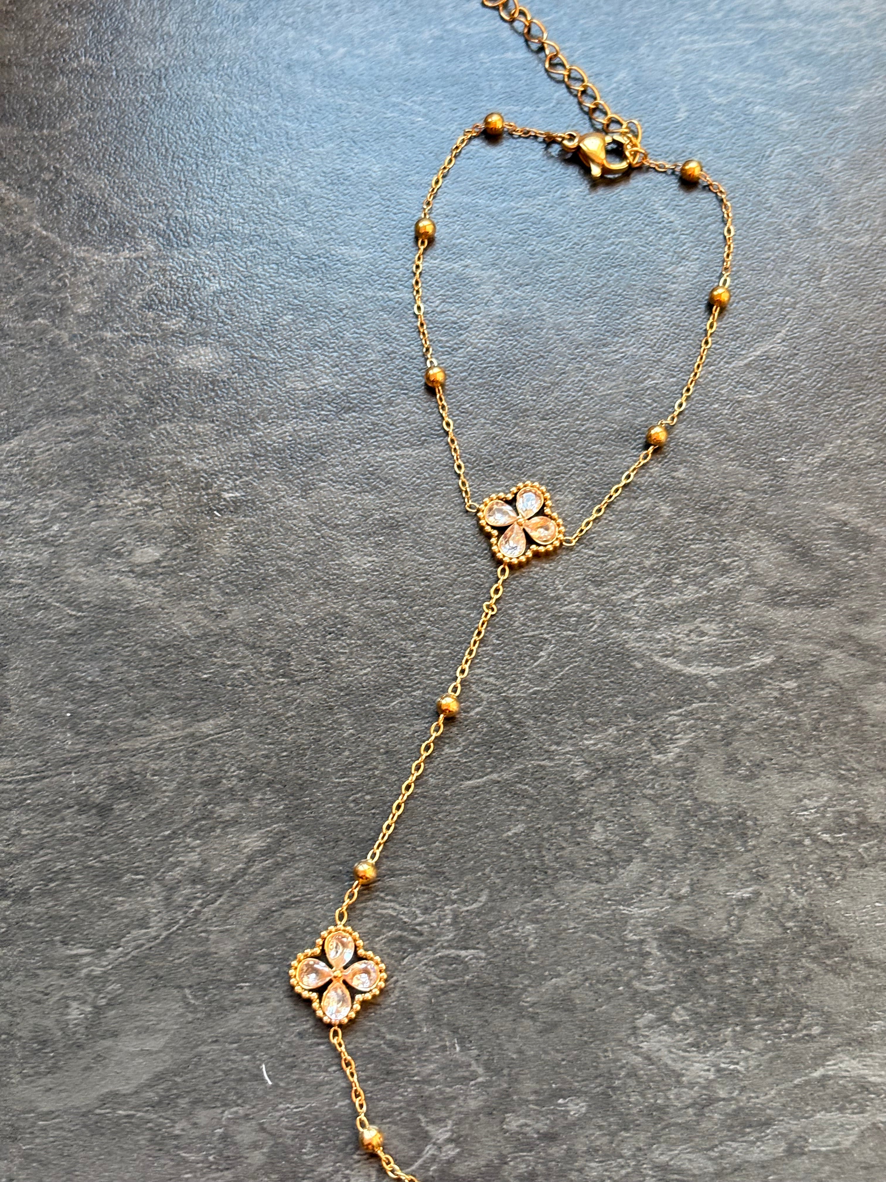 Bracelet-Bague Doré avec Motif à Strass – Style Moderne et Ajustable