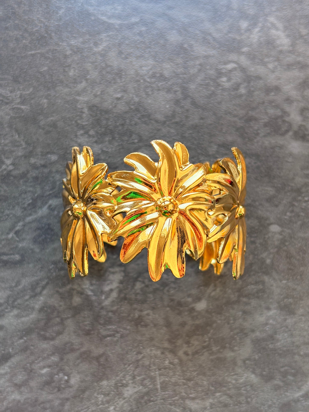 Bracelet Jonc Fleur Doré – Acier Inoxydable