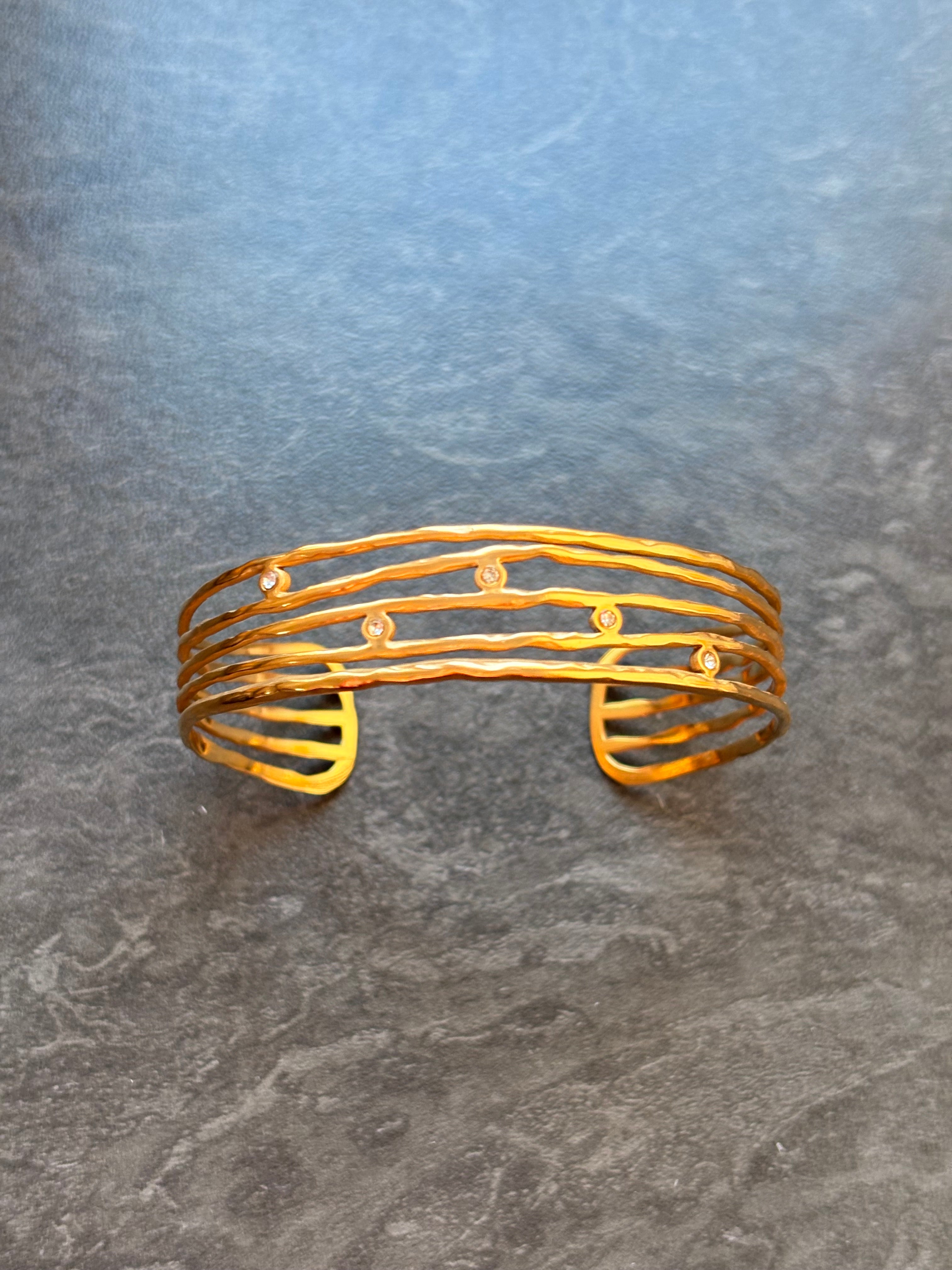 Bracelet Jonc Doré Multi-Rangs à Strass – Acier Inoxydable