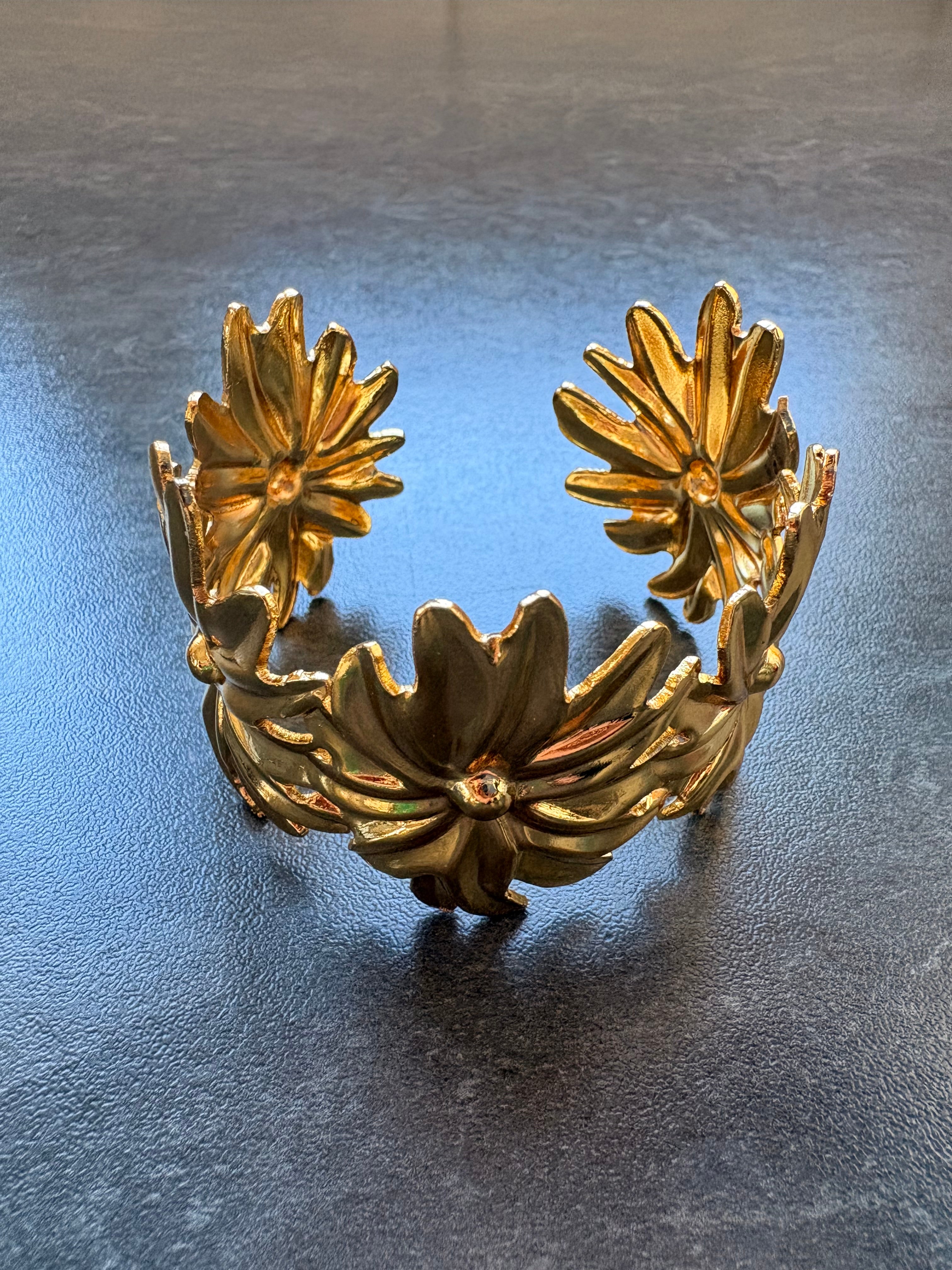 Bracelet Jonc Fleur Doré – Acier Inoxydable