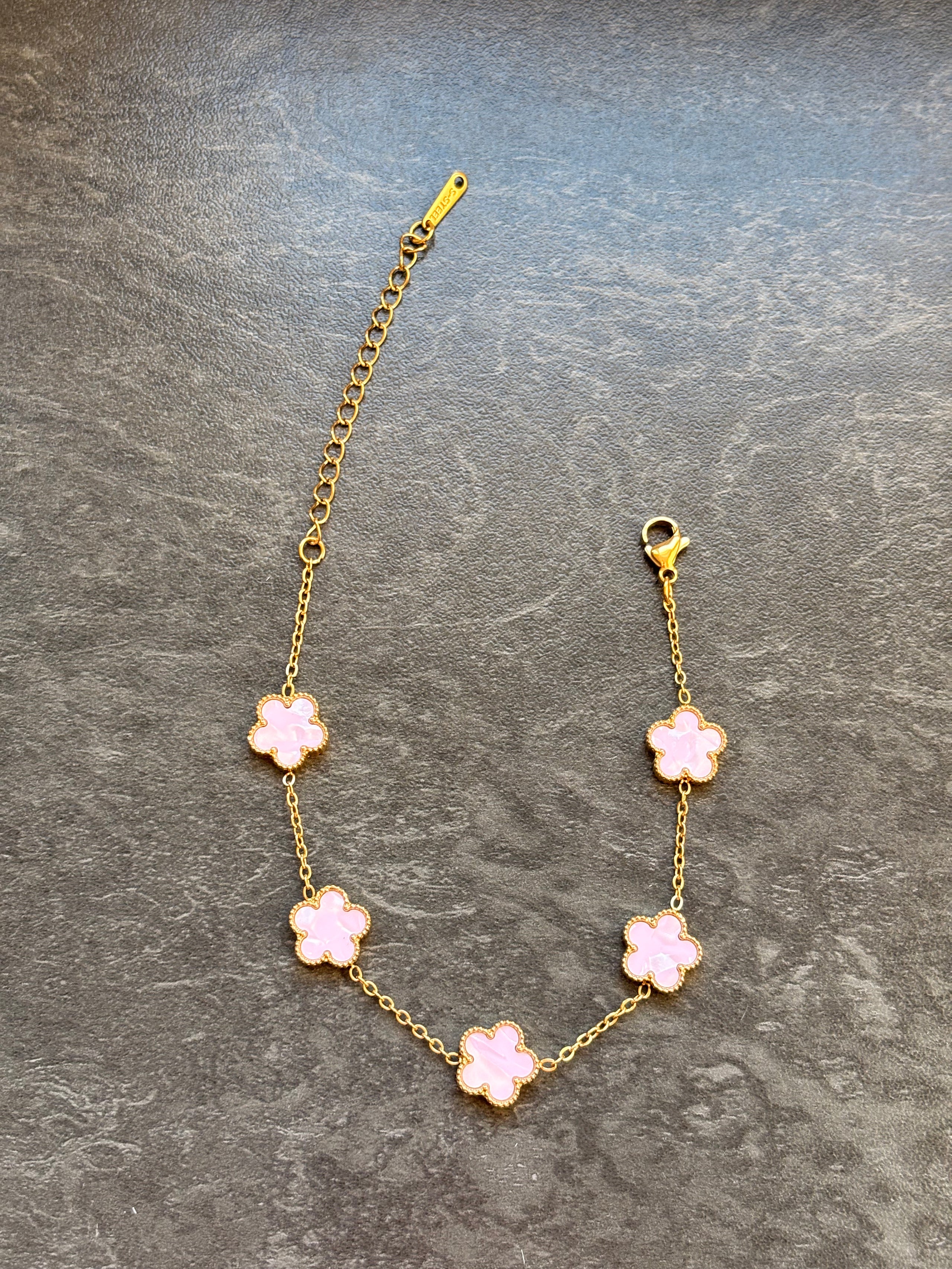 Bracelet Fleurs Délicates – Acier Inoxydable