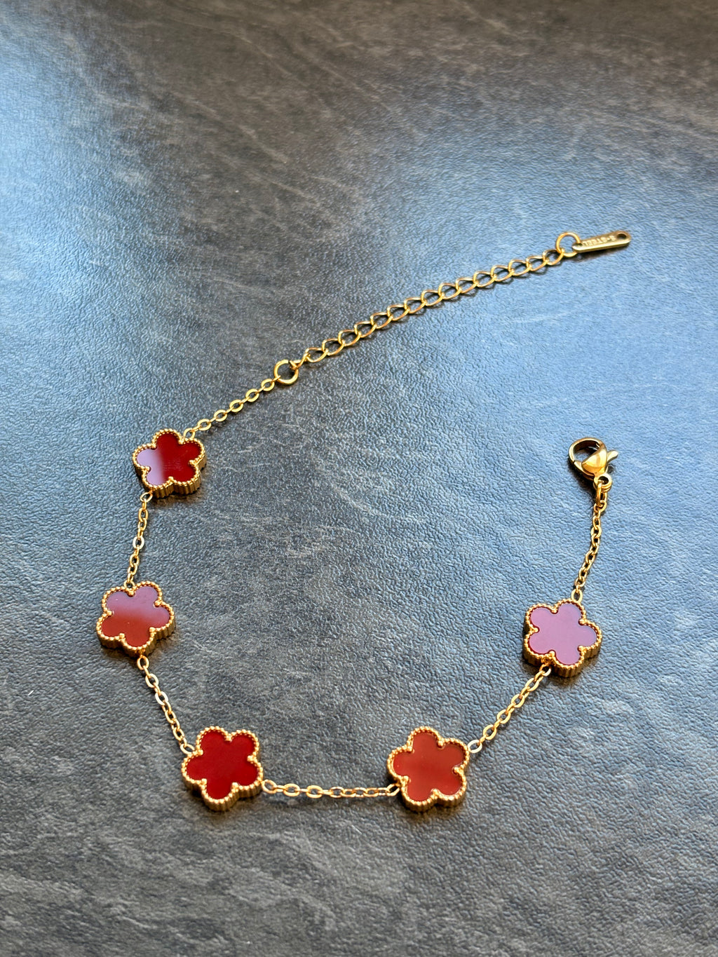 Bracelet Fleurs Délicates – Acier Inoxydable